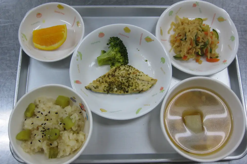 給食01