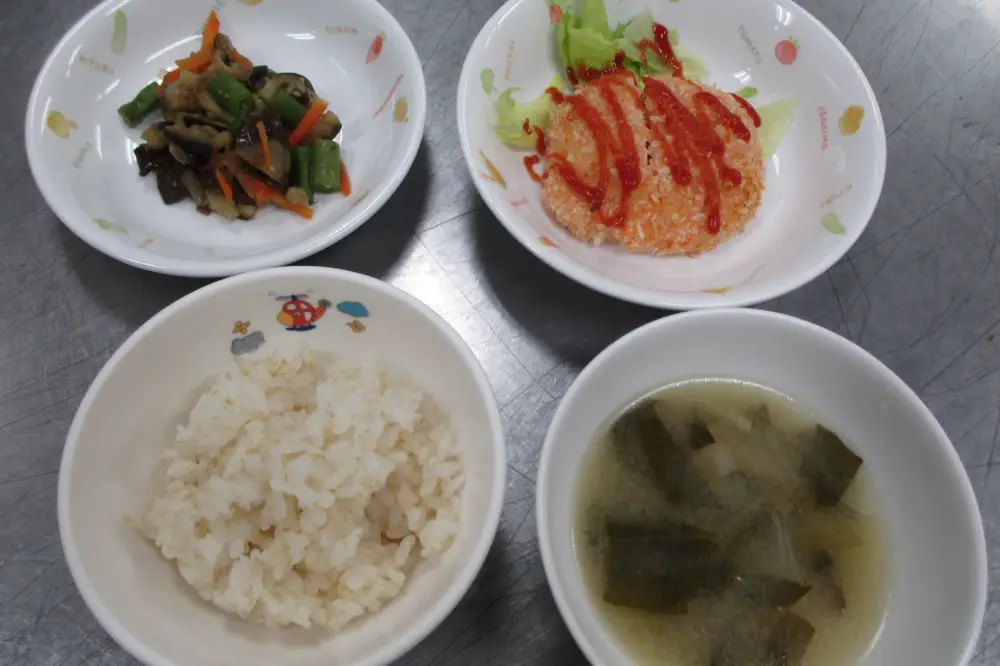 給食03